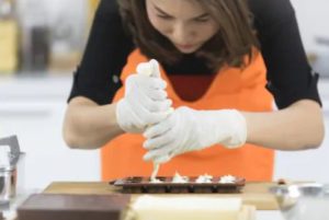 チョコ 固まる時間 冷蔵庫